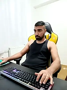 Snapshot of SertSikici022 chatting on 12.16.24 SertSikici022 online show from 12.16.24