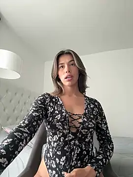 Eli818 online show from 02.04.25