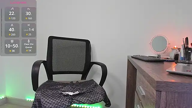 stephennolan1 online show from 03.02.25