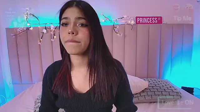 KellyOlsenbe online show from 10.21.25