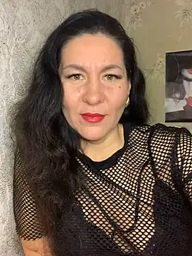 Tina Moretti online show from 03.20.25