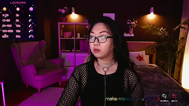 Snapshot of Marine_Vact chatting on 03.06.25 Marine Vact online show from 03.06.25