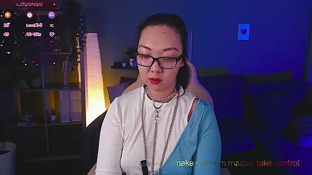 Snapshot of Marine_Vact chatting on 03.20.25 Marine Vact online show from 03.20.25