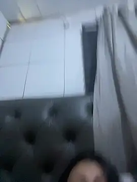 Snapshot of luara1988 chatting on 02.17.26 luara1988 online show from 02.17.26