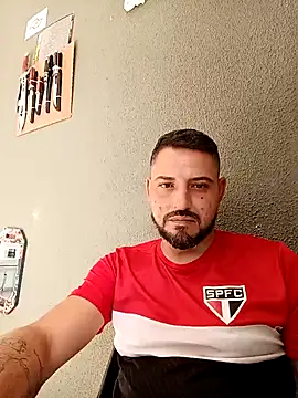 P4uzud4O online show from 04.14.26