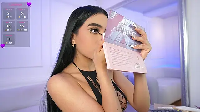 elasummer online show from 01.23.25