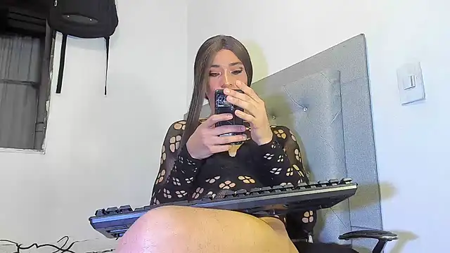 Snapshot of camila_bigcock169 chatting on 03.03.26 camila bigcock169 online show from 03.03.26