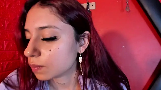 Snapshot of Monttserratt chatting on 11.13.25 Monttserratt online show from 11.13.25