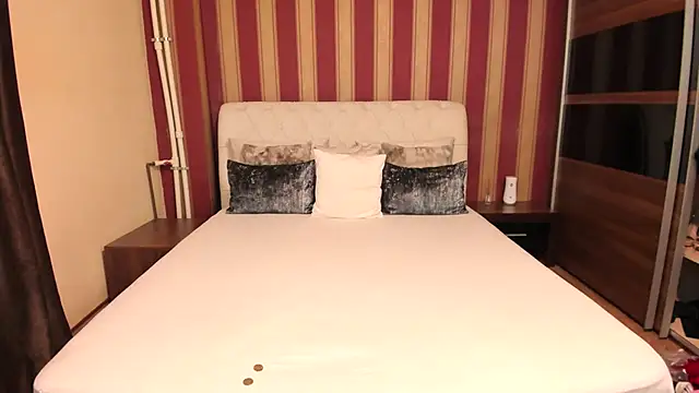 AshPage online show from 11.21.25