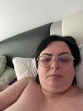 Amandamuller1982 online show from 01.13.25