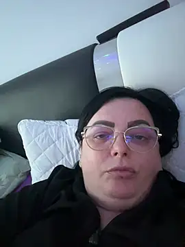 Amandamuller1982 online show from 01.13.25