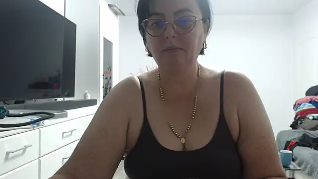 Amandamuller1982 online show from 10.05.25