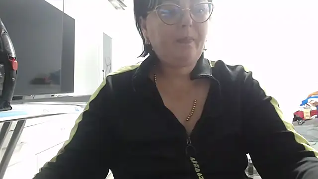 Amandamuller1982 online show from 11.11.25