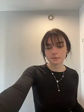 AdelinaAlia online show from 04.24.26