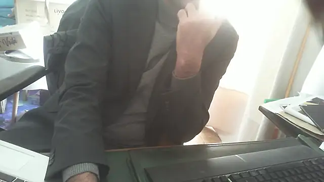 shyfrenchcock1 online show from 03.04.26