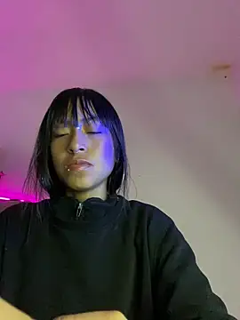 bonnie 18x online show from 02.14.25