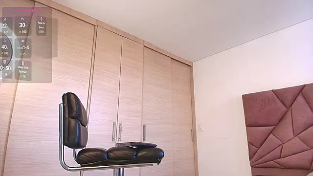 Aron Bolt online show from 09.23.25