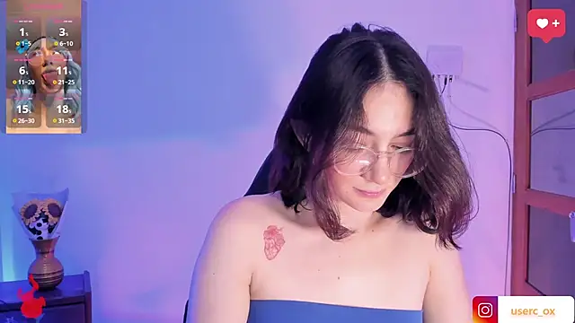 Snapshot of haanna_thompsoon chatting on 12.22.24 haanna thompsoon online show from 12.22.24