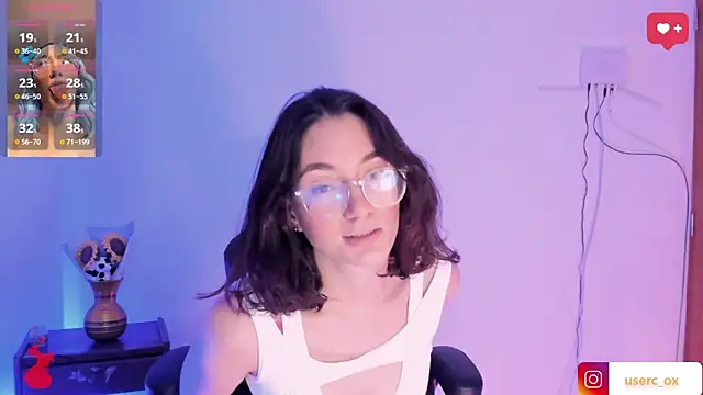 Snapshot of haanna_thompsoon chatting on 12.27.24 haanna thompsoon online show from 12.27.24