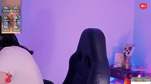 Snapshot of haanna_thompsoon chatting on 02.28.25 haanna thompsoon online show from 02.28.25