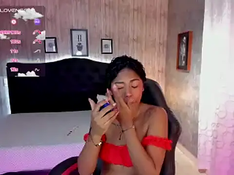 Snapshot of Edelaine_rogers chatting on 01.08.25 Edelaine rogers online show from 01.08.25