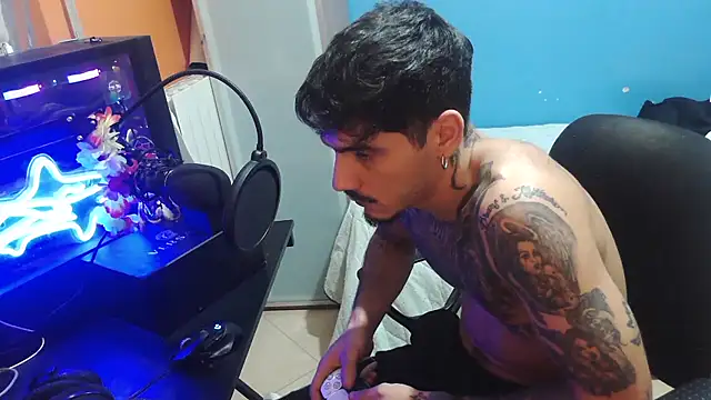 Badboyi1997 online show from 10.14.25