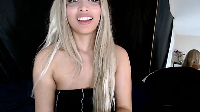 liadivina online show from 02.17.25