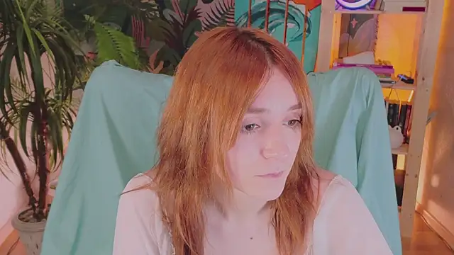 Snapshot of Rita_flame chatting on 10.08.25 Rita flame online show from 10.08.25