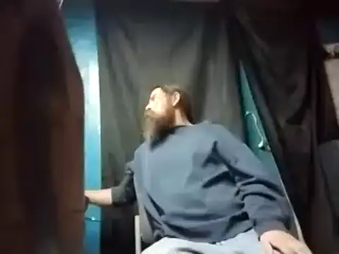 Snapshot of linksjack1010 chatting on 02.21.25 linksjack1010 online show from 02.21.25