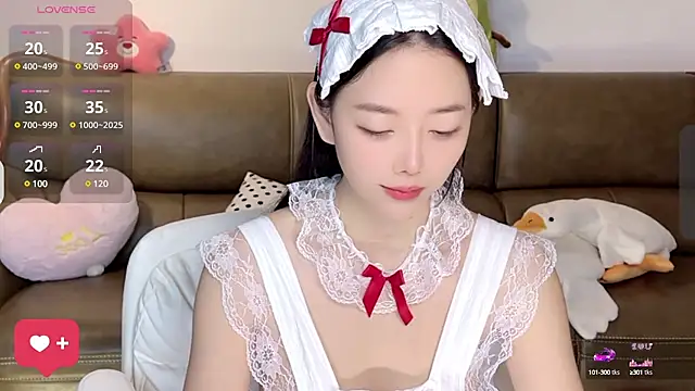 Yilin1999 online show from 02.27.25