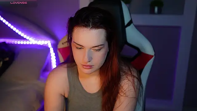 LisaElfy online show from 02.12.26