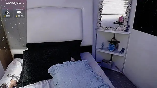 Snapshot of palmer_mIix chatting on 03.22.25 palmer mIix online show from 03.22.25