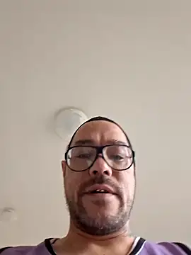 Snapshot of mileflav0r chatting on 02.02.26 mileflav0r online show from 02.02.26