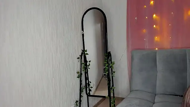 Snapshot of LinaCristonsen chatting on 01.17.25 LinaCristonsen online show from 01.17.25