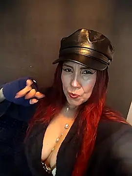 Snapshot of Perla_Franco chatting on 11.22.25 Perla Franco online show from 11.22.25