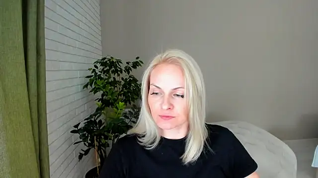 Alicee Gracee online show from 02.07.25