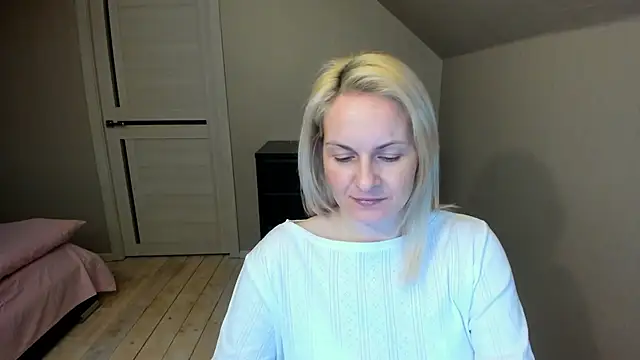 Alicee Gracee online show from 03.06.25