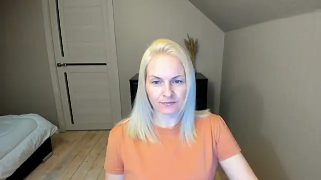 Alicee Gracee online show from 03.22.25