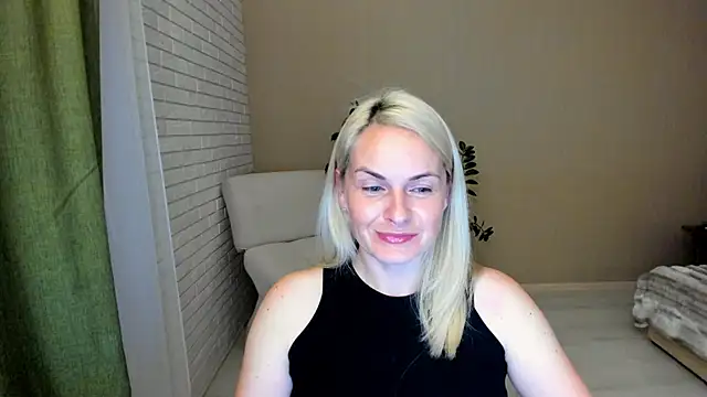 Alicee Gracee online show from 09.21.25