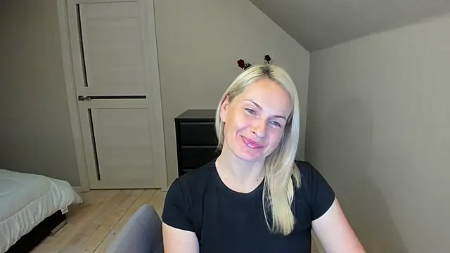 Alicee Gracee online show from 09.29.25