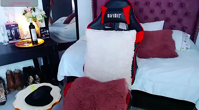 rubyylowell online show from 01.09.25