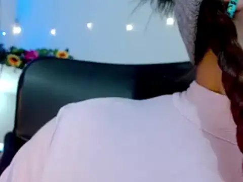 Snapshot of miss_evoleth2 chatting on 02.24.25 miss evoleth2 online show from 02.24.25