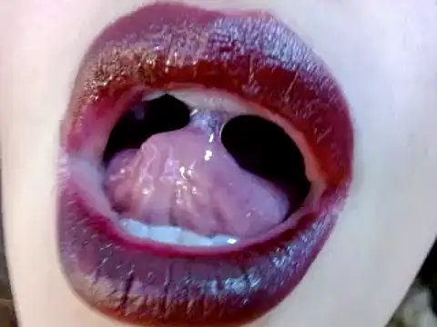 Snapshot of miss_evoleth2 chatting on 09.11.25 miss evoleth2 online show from 09.11.25