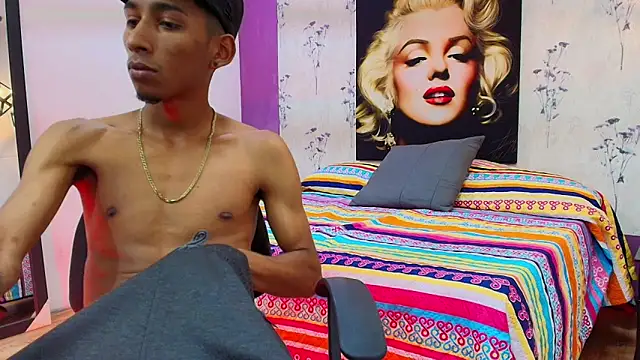 alejandro king1 online show from 02.24.25