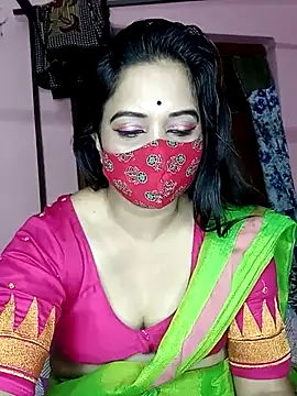 Snapshot of Lexi_Baby_ chatting on 10.11.25 Lexi Baby online show from 10.11.25