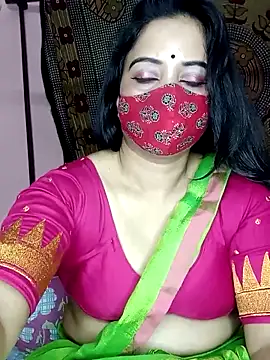 Snapshot of Lexi_Baby_ chatting on 11.25.25 Lexi Baby online show from 11.25.25