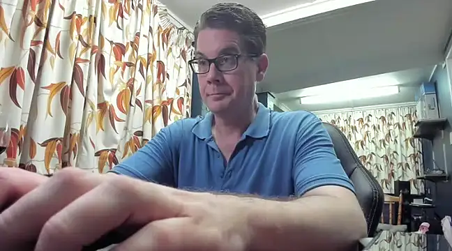 tilobinder online show from 02.01.25