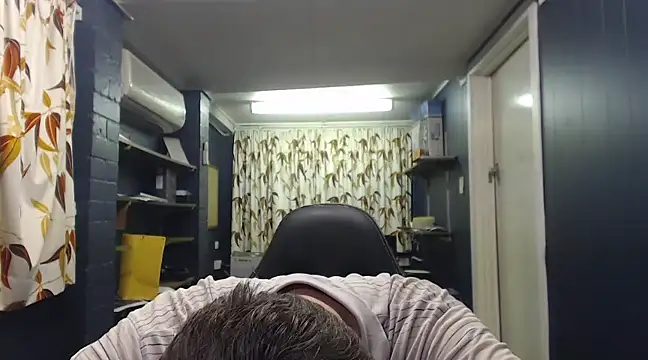 tilobinder online show from 03.21.25