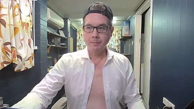 tilobinder online show from 01.09.26