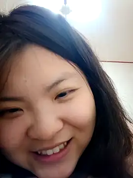 Snapshot of hello098712 chatting on 02.16.25 hello098712 online show from 02.16.25